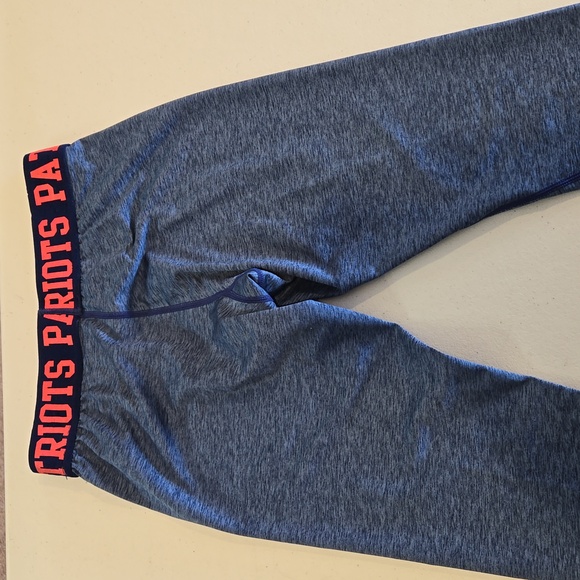 NFL girls Patriots leggings, size small, new without tag - Picture 6 of 6